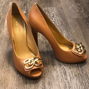Nine West peep toe pumps